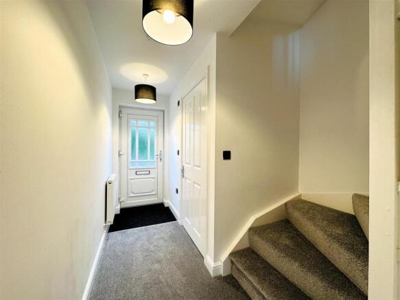 3 bed Town House for sale Image 5