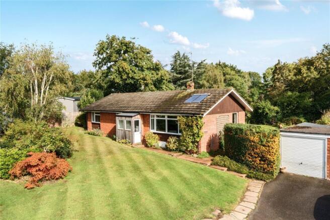 3-bed house on Burley Close, Loxwood, RH14, £650,000