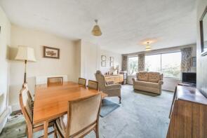 30, Auckland Road, London SW11 1EP