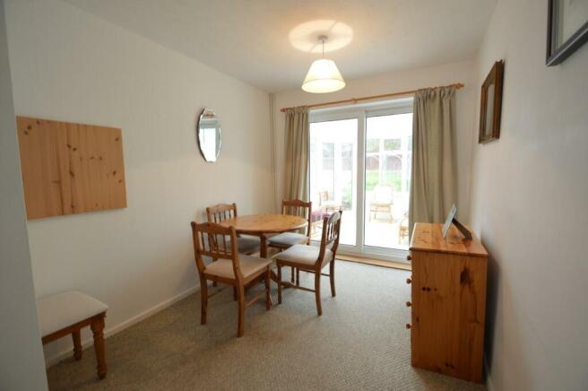 51 Nether Court dining room.JPG