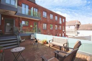 Flat 2, 2 Swan Court, Swan Street, Warwick CV34 4BJ