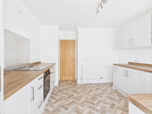 2 bed Detached Bungalow for sale Image 3