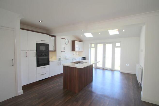 KItchen/Breakfast Ro