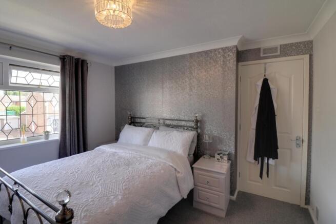 3 bed Semi-Detached for sale Image 10