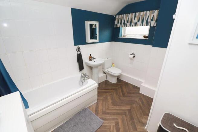 Bathroom / WC