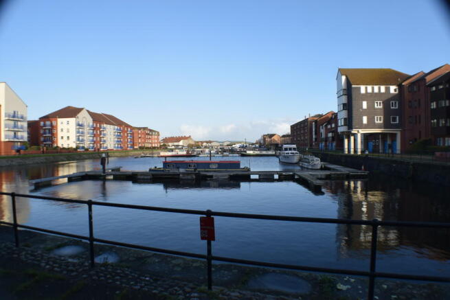 Docks