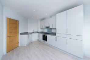 Flat 10, Rivia House, High Road, Whetstone, London N20 0RA