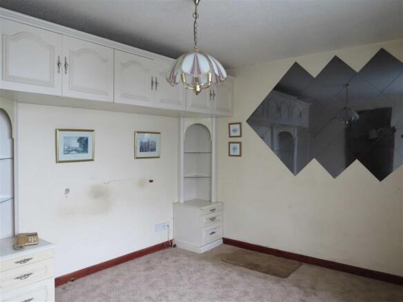 Bedroom: