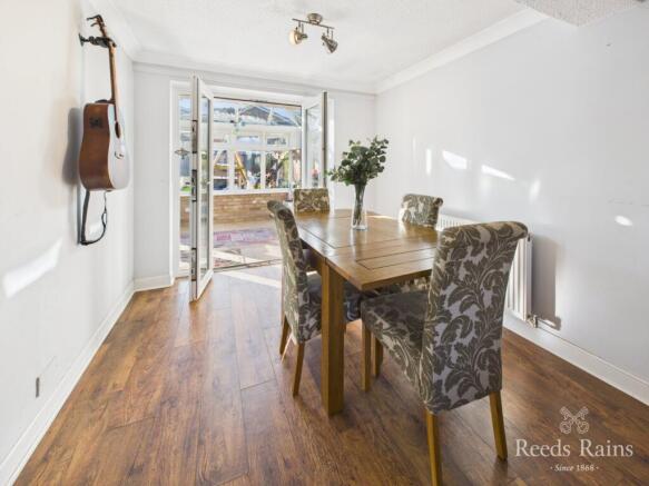 3 bed Semi-Detached for sale Image 8