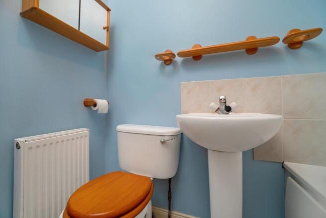 Photo 16