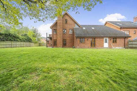 Blagrove Crescent, Ruislip