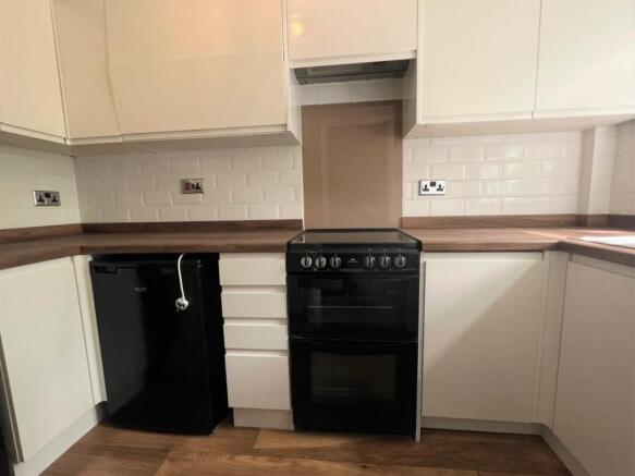 Thackeray Road, Larkfield, Aylesford photo 3