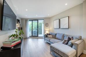 Flat 19, 246 248, Kilburn High Road, London NW6 2BS