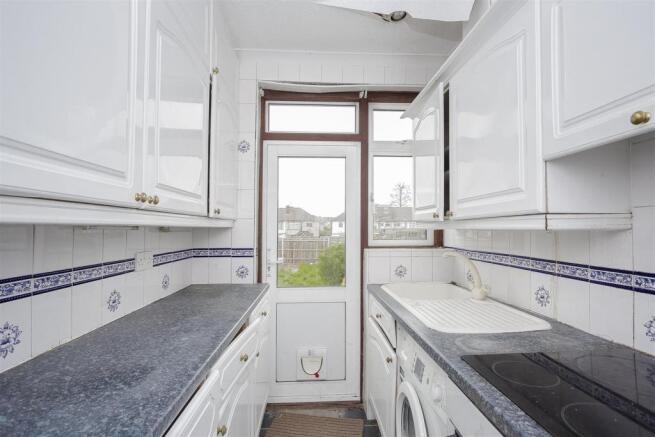 house-brocks-drive-cheam-sutton-106.jpg