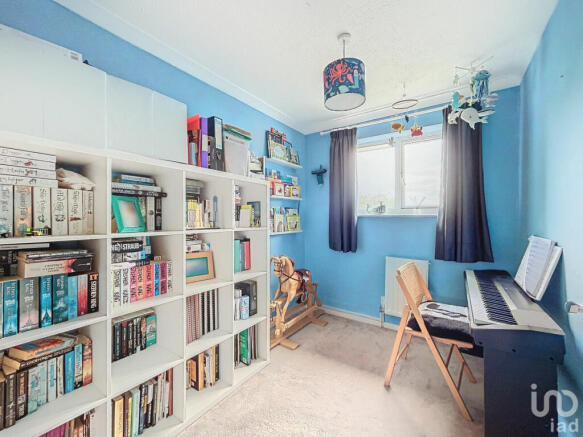 Photo 10