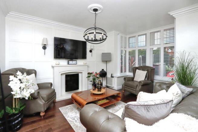 4 bed Semi-Detached for sale Image 6