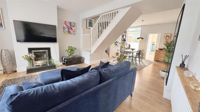 Open Plan Living/Dining