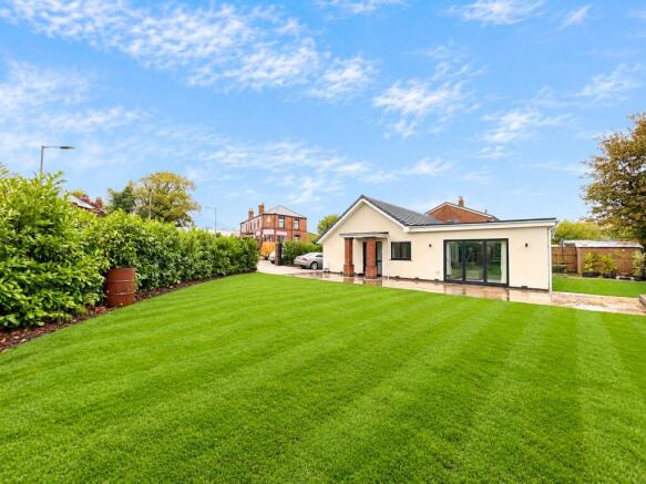 School Lane, Garswood, St. Helens, WN4 0TT photo 4