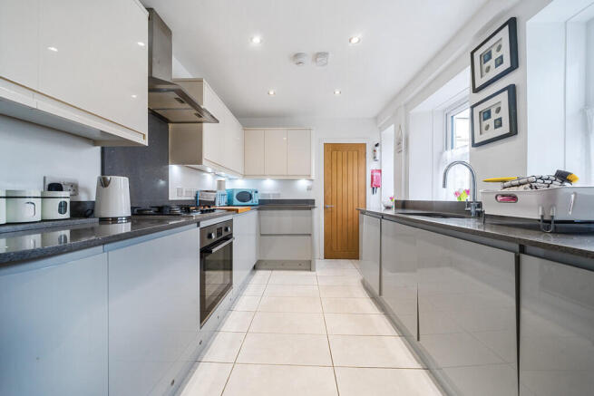 28 Thornthwaite Road, Windermere, Cumbria, LA23 2DN photo 4
