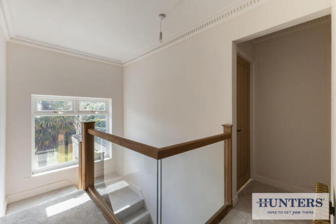 4 bed Detached for sale Image 12