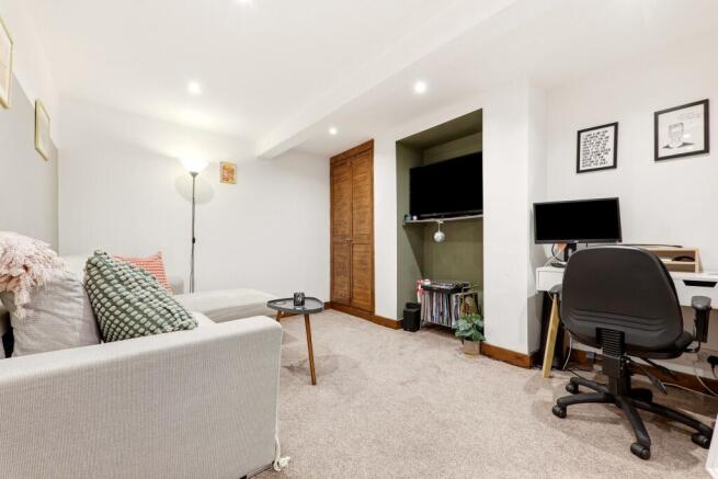 1 bed Terraced for sale Image 7