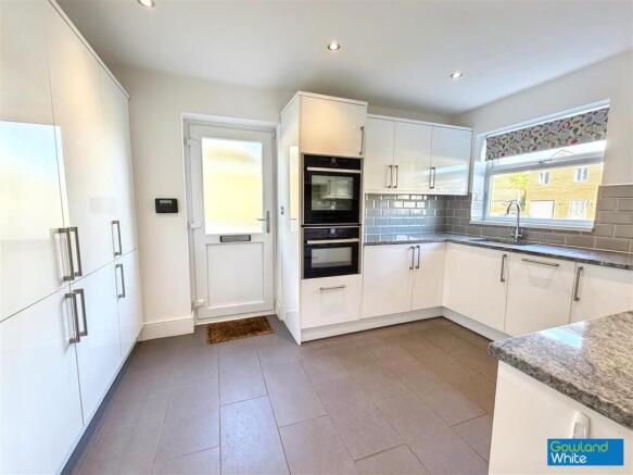 Glaisdale Road, Yarm, TS15 9RN photo 4
