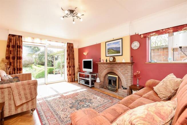 SITTING ROOM