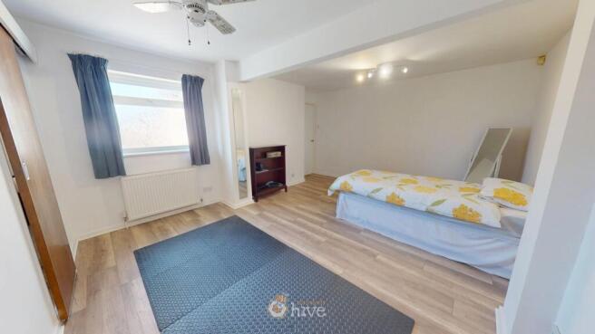 3 bed Detached for sale Image 11