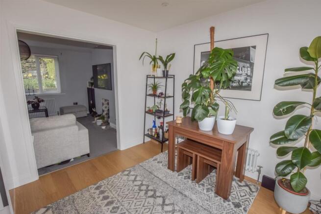 Kitchen/ Dining Room