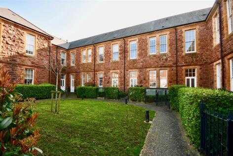 The Hamptons, Cotford St. Luke