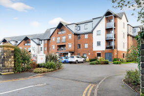 44, Balshaw Court, Burlington Gardens, Leyland PR25 3EX