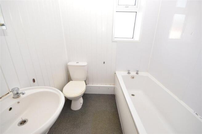 2 bed Apartment for sale Image 7