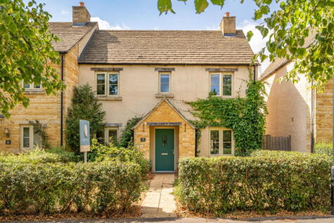 Roseblade Walk, Tetbury
