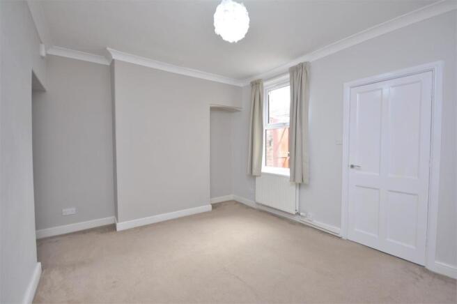 3 bed End of Terrace to rent Image 10
