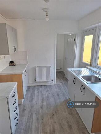 Kitchen (1)