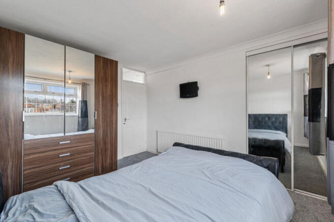 2 bed Semi-Detached for sale Image 12