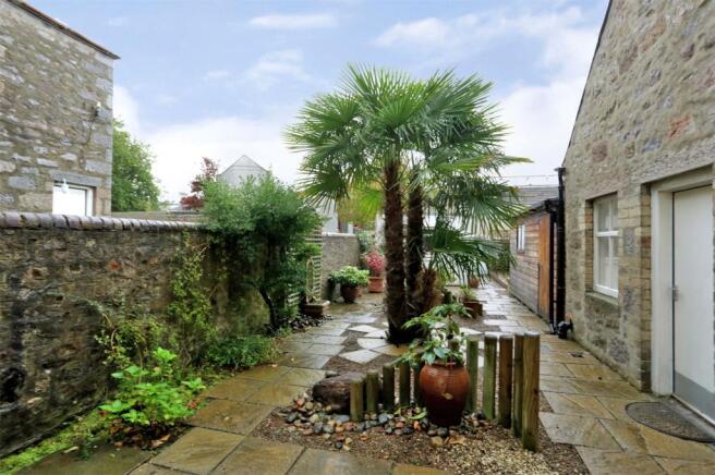 Garden 3