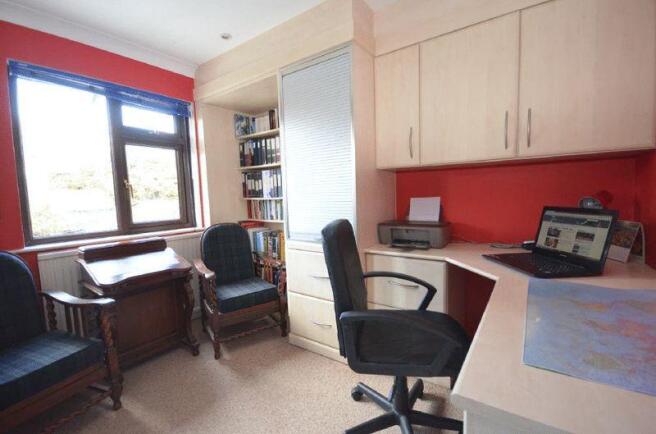 STUDY/BEDROOM 4