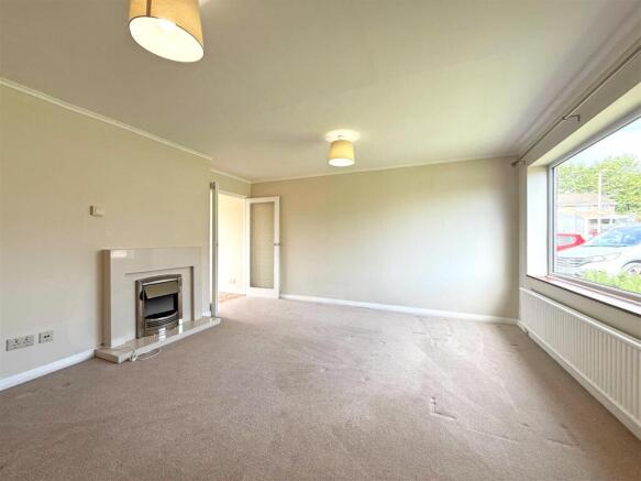 Lockwood Drive, Heath Farm, Shrewsbury photo 4