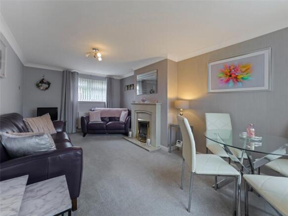 Living/Dining Area