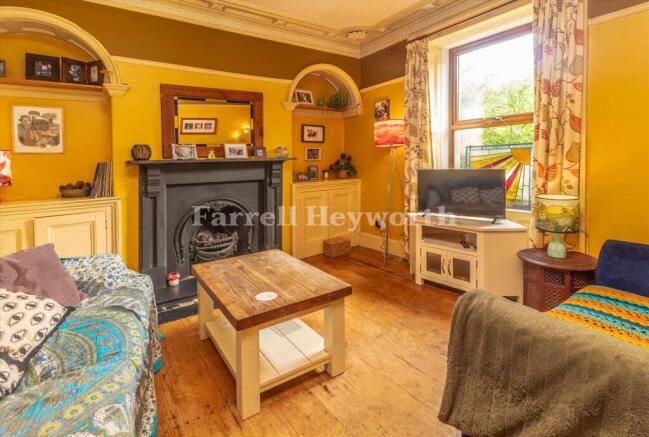 Lounge image 2