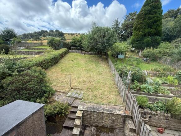 3 bed Semi-Detached to rent Image 7