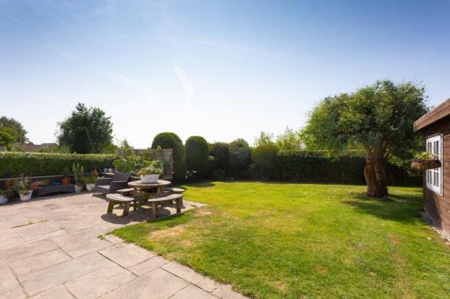 4 bed Semi-Detached for sale Image 12