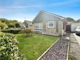 8, Moor View, Ventnor PO38 3HW