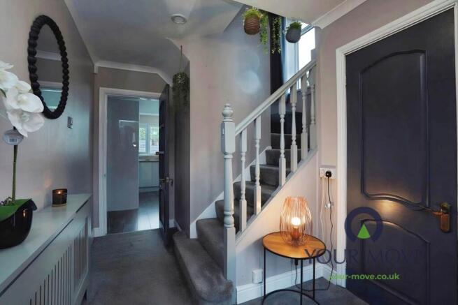 3 bed Semi-Detached for sale Image 8