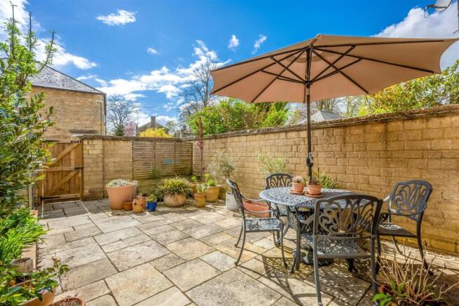 2D London Road 2273-13.jpg