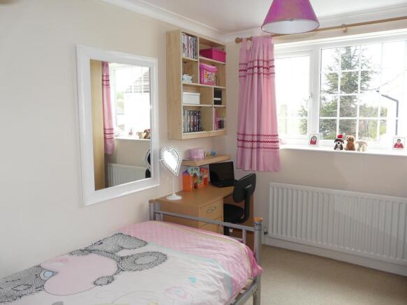 BEDROOM 4