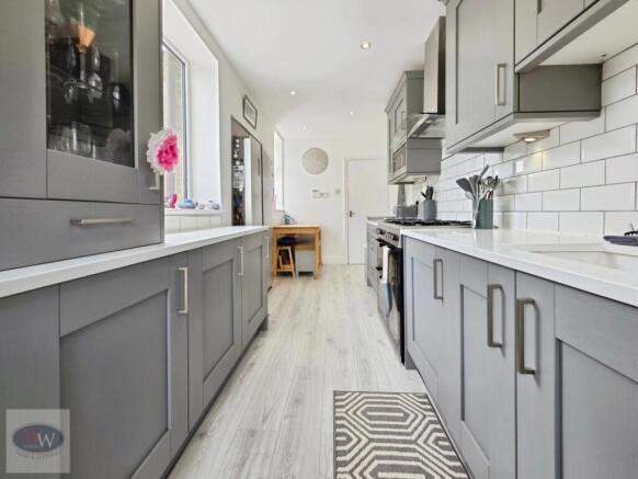 3 bed Semi-Detached for sale Image 7