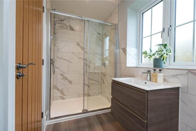 Down En Suite