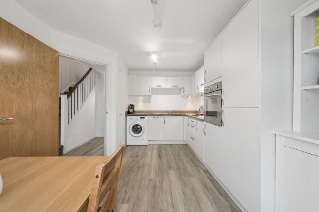 Kitchen/ Dining Room